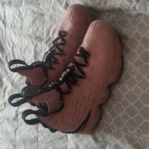 Lebron 15 Hollywood